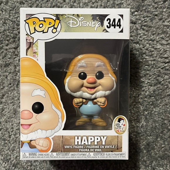 Disney Snow White and the Seven Dwarves Funko Pop 344 Happy MIB